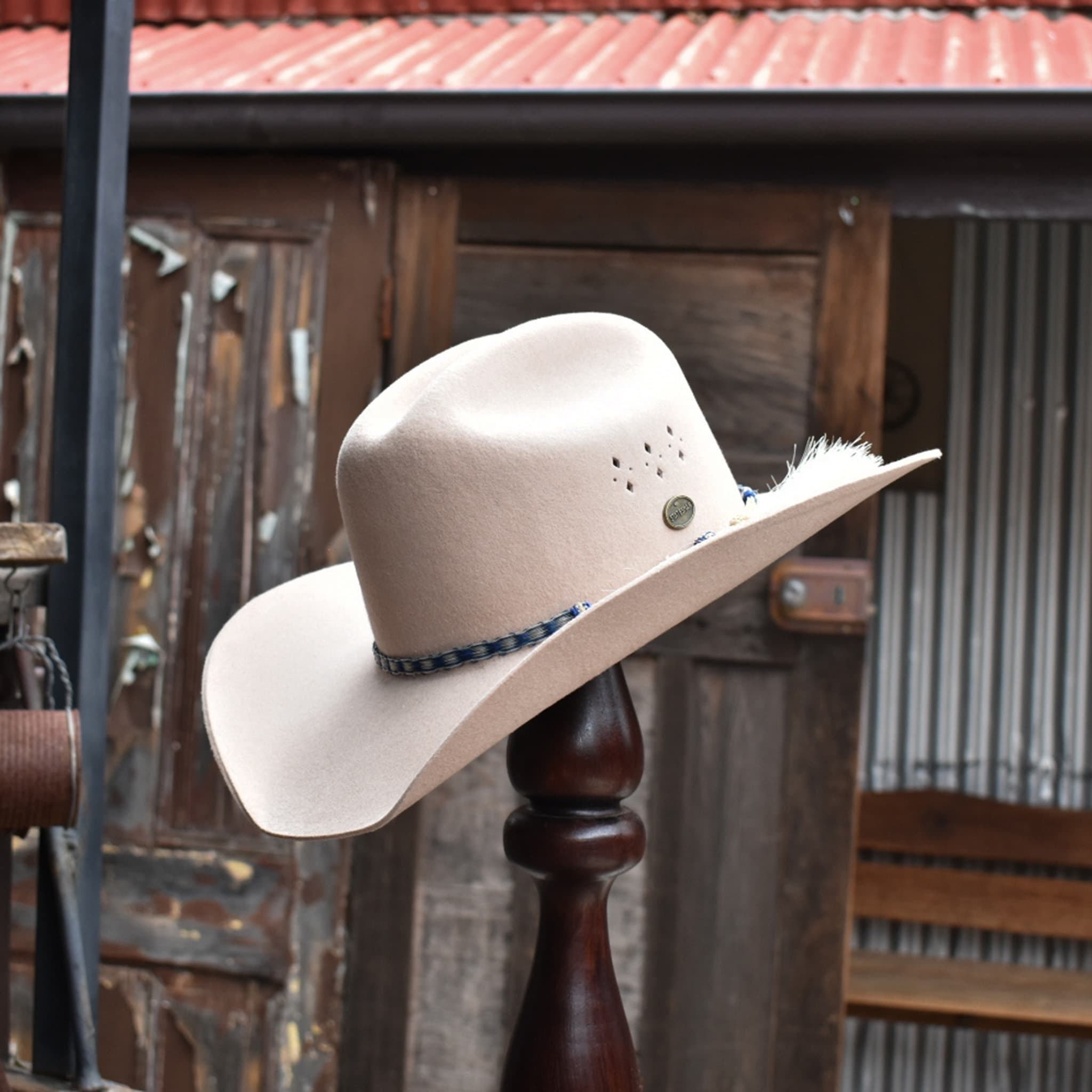 Statesman fur felt hat Great Divide in light cream