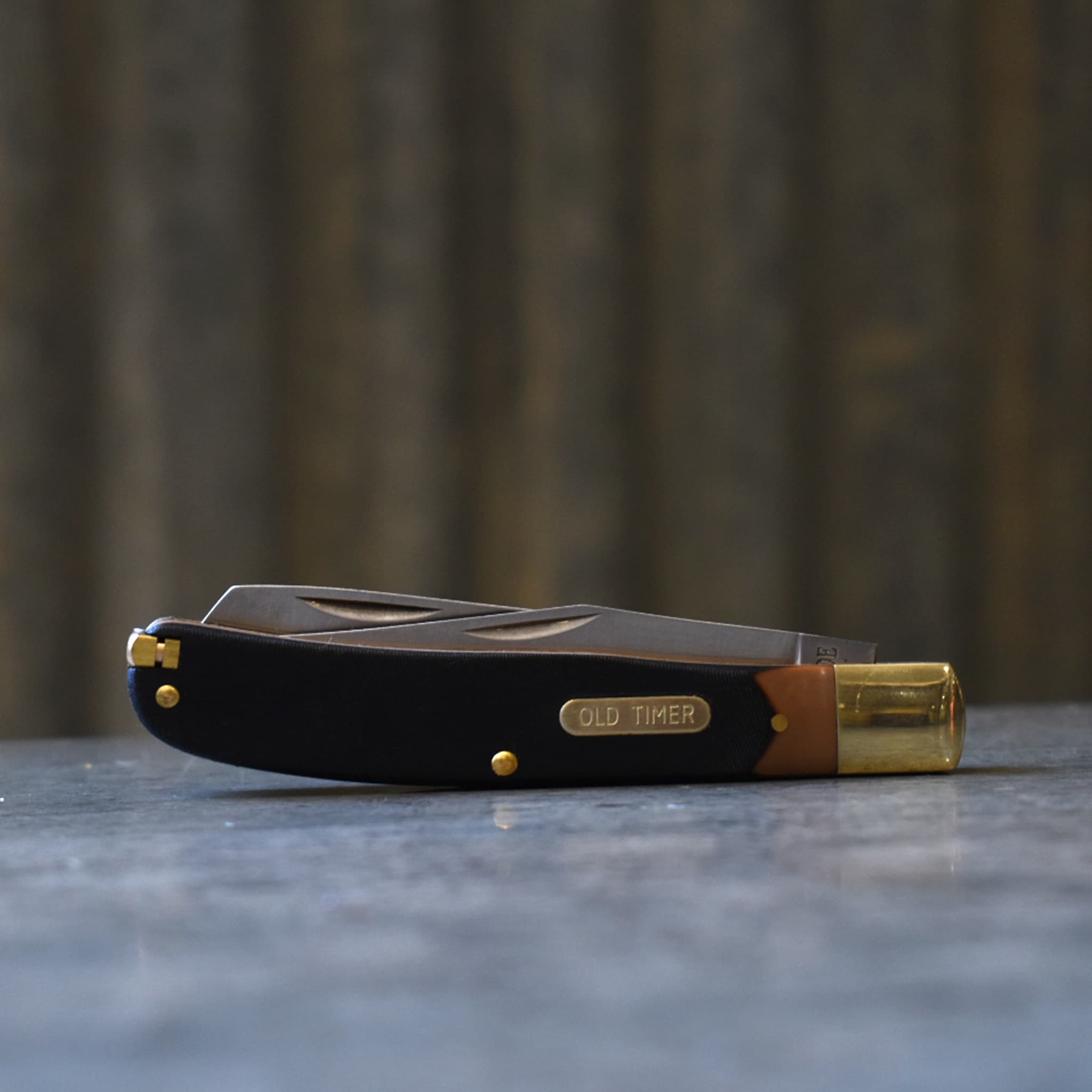 Pocket Knife Old Timer Trapper Closed blades