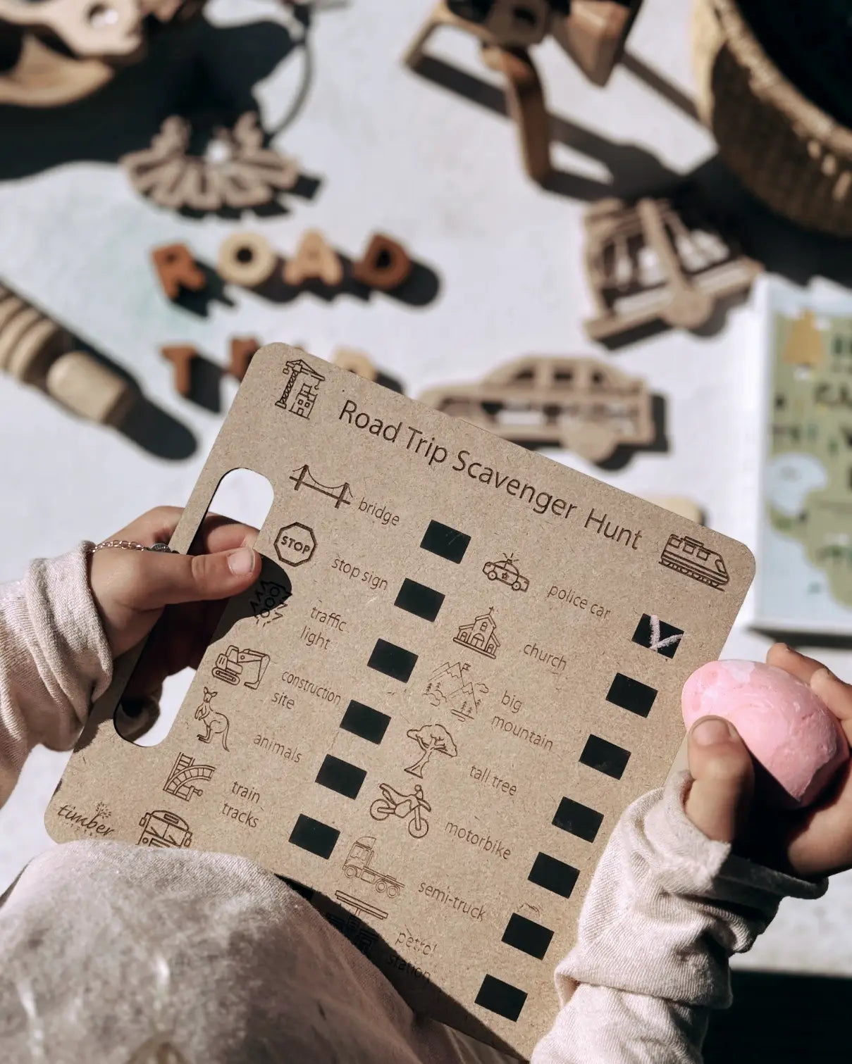 Road Trip Scavenger Hunt Board