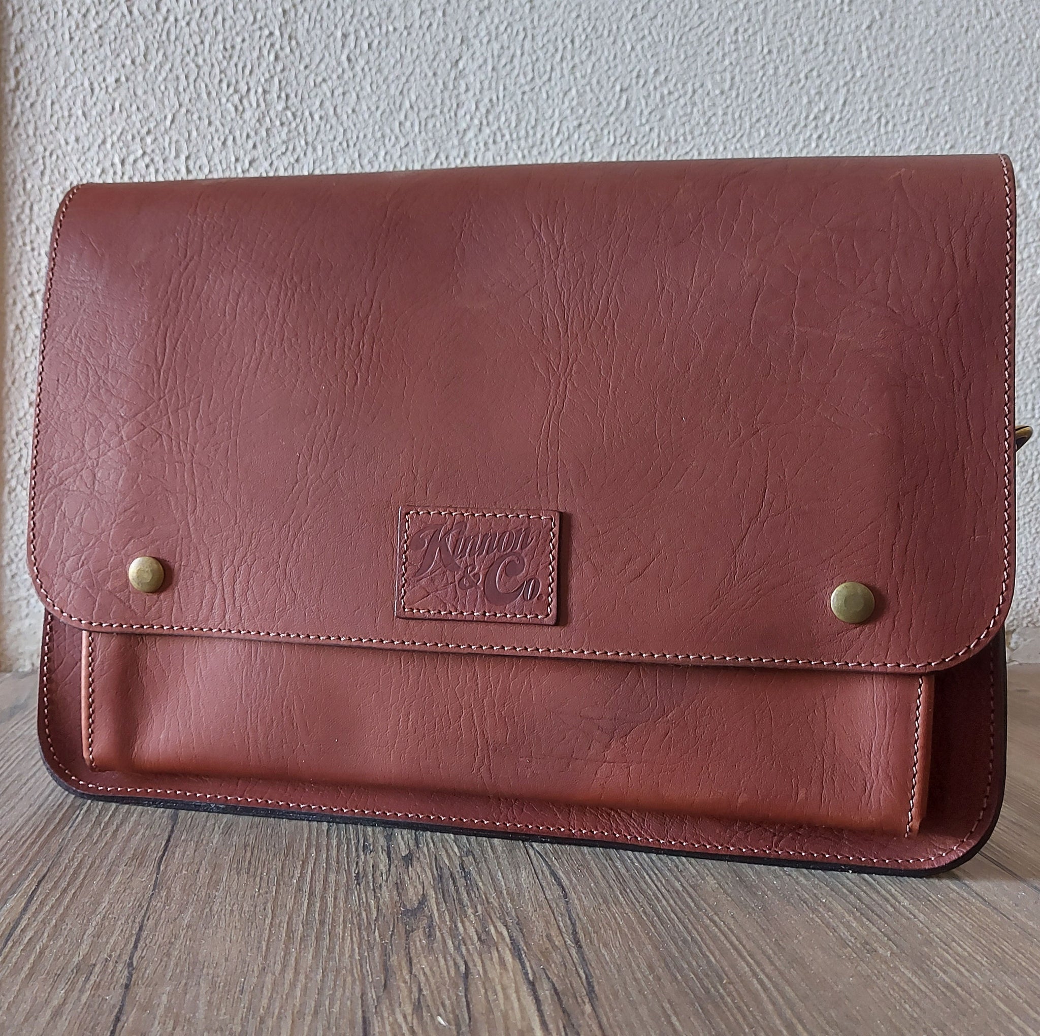Kinnon and Co branded tan leather Document case 