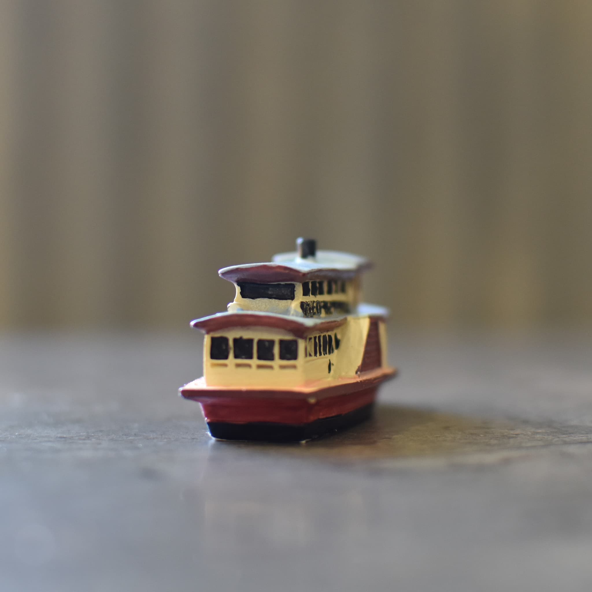 Model Pride of the Murray Paddle wheeler small